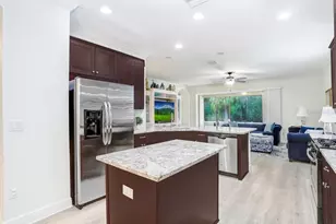 11415 Coventry Grove Cir, Lithia, FL 33547 - Photo 19