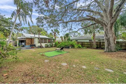 2819 50th Street S, Gulfport, FL 33707 - Photo 19