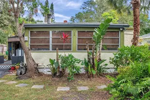 2819 50th St S, Gulfport, FL 33707 - Photo 15