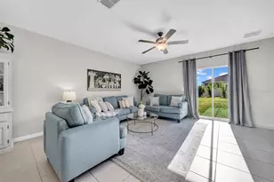 31440 Barrel Wave Way, Wesley Chapel, FL 33545 - Photo 15
