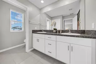 31440 Barrel Wave Way, Wesley Chapel, FL 33545 - Photo 27