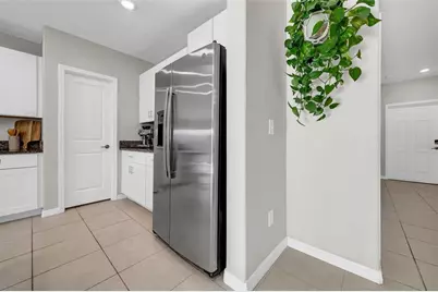 31440 Barrel Wave Way, Wesley Chapel, FL 33545 - Photo 11