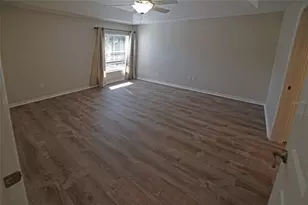 650 Bainan Pl, The Villages, FL 32162 - Photo 11