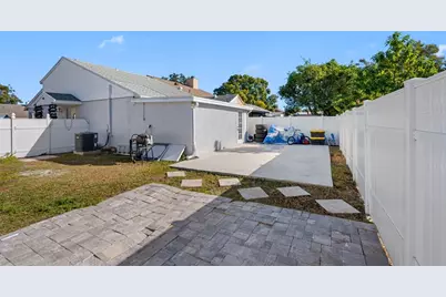 7712 Citrus Field Court, Tampa, FL 33625 - Photo 5