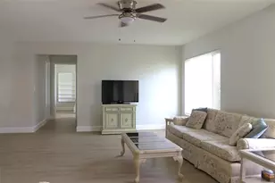 9242 36th St N, Pinellas Park, FL 33782 - Photo 15