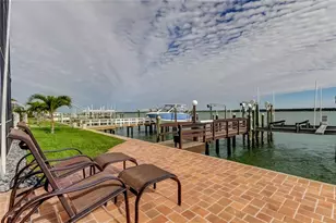 218 Sand Key Estates Dr, Clearwater, FL 33767 - Photo 41