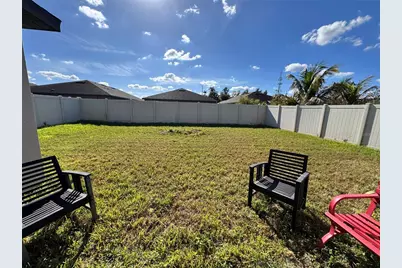 921 Wynnmere Walk Avenue, Ruskin, FL 33570 - Photo 11