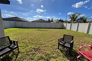 921 Wynnmere Walk Ave, Ruskin, FL 33570 - Photo 11