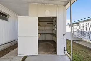 7803 46th Ave N, Saint Petersburg, FL 33709 - Photo 19