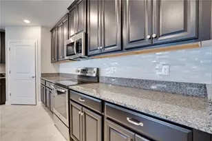 16844 Whisper Elm St, Wimauma, FL 33598 - Photo 15