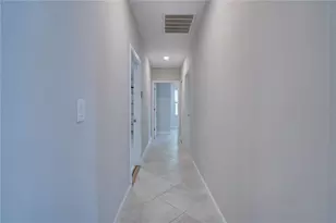 16844 Whisper Elm St, Wimauma, FL 33598 - Photo 21