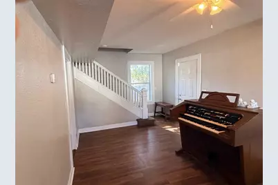 1924 22nd Street S, Saint Petersburg, FL 33712 - Photo 3