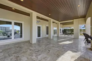 2484 Baywood Dr W, Dunedin, FL 34698 - Photo 97