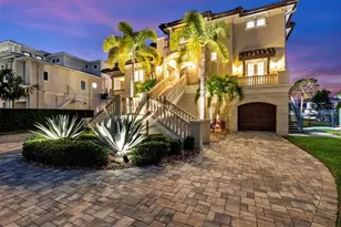 2484 Baywood Dr W, Dunedin, FL 34698 - Photo 3