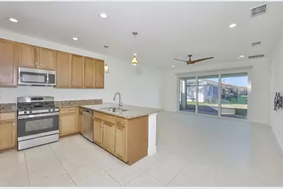 4906 Avila Lakes Drive, Wimauma, FL 33598 - Photo 7