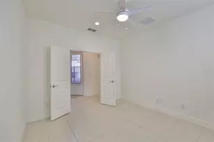 4906 Avila Lakes Dr, Wimauma, FL 33598 - Photo 21