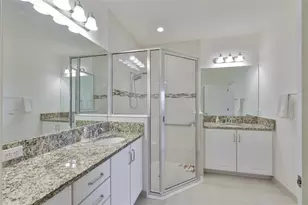 4906 Avila Lakes Dr, Wimauma, FL 33598 - Photo 19