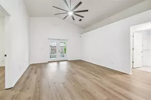 7608 Hampshire Garden Pl, Apollo Beach, FL 33572 - Photo 17