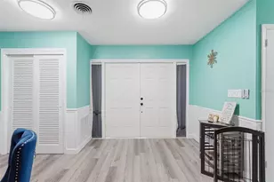 3944 49th Ave S, Saint Petersburg, FL 33711 - Photo 7