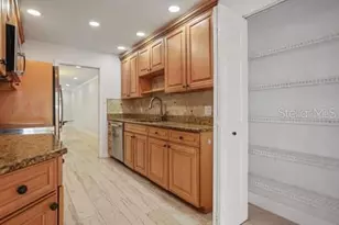 146 Boca Ciega Point Blvd Blvd S, Saint Petersburg, FL 33708 - Photo 5