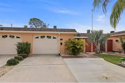 146 Boca Ciega Point Blvd Boulevard S #146, Saint Petersburg, FL 33708 - Photo 1