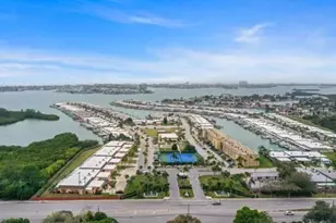 146 Boca Ciega Point Blvd Blvd S, Saint Petersburg, FL 33708 - Photo 5