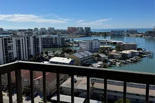 400 Island Way, Clearwater Beach, FL 33767 - Photo 3