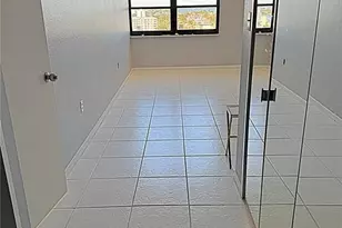 400 Island Way, Clearwater Beach, FL 33767 - Photo 11