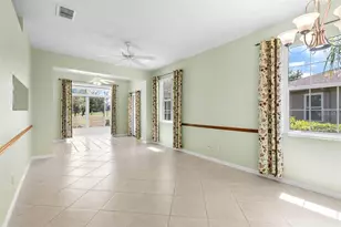 615 Tremont Greens Ln, Sun City Center, FL 33573 - Photo 7