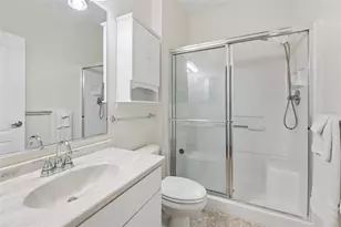 615 Tremont Greens Ln, Sun City Center, FL 33573 - Photo 21