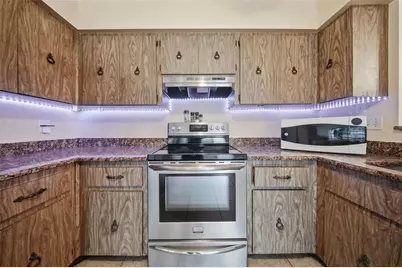 3605 51st Street Court, Bradenton, FL 34209 - Photo 9