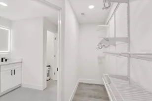 1332 Whispering Ln, Venice, FL 34285 - Photo 21