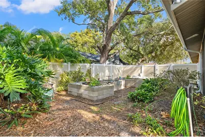 10902 Bent Tree Place, Tampa, FL 33618 - Photo 33