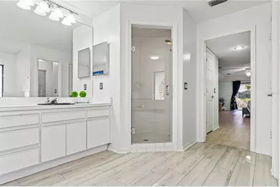 10902 Bent Tree Place, Tampa, FL 33618 - Photo 19