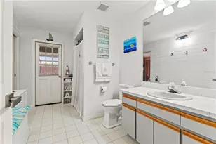 10902 Bent Tree Pl, Tampa, FL 33618 - Photo 23