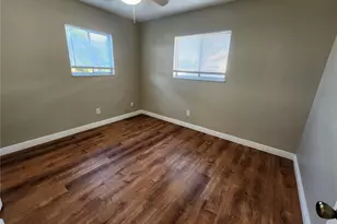 12909 83rd Ave, Seminole, FL 33776 - Photo 9