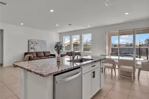 16733 Glacier Bay Loop, Wimauma, FL 33598 - Photo 9