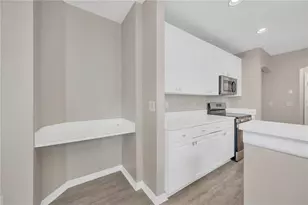 5806 Tanagerlake Rd, Lithia, FL 33547 - Photo 9