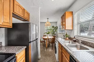 212 S Church Ave, Tampa, FL 33609 - Photo 15