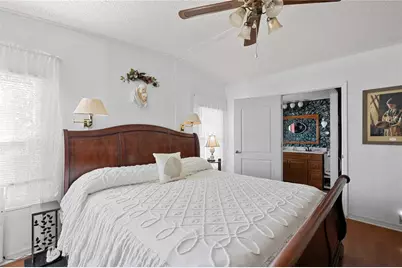 5750 Pawnee Street, Zephyrhills, FL 33542 - Photo 13