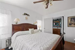 5750 Pawnee St, Zephyrhills, FL 33542 - Photo 13