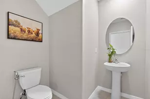 13033 Majestic Garden Ln, Riverview, FL 33579 - Photo 7