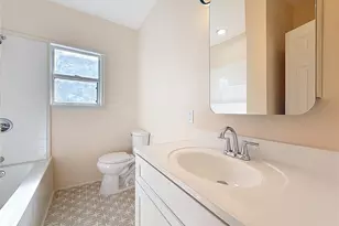 1247 Highland St N, Saint Petersburg, FL 33701 - Photo 25