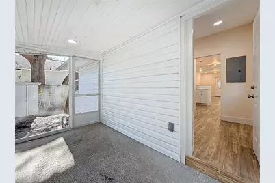 1247 Highland Street N, Saint Petersburg, FL 33701 - Photo 29