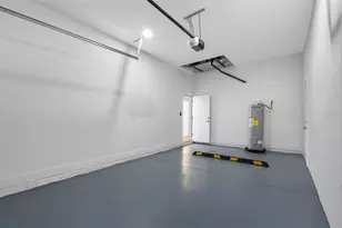 10247 Lake Dr, New Port Richey, FL 34654 - Photo 25