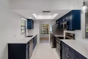 2129 Point O Woods Ct, Spring Hill, FL 34606 - Photo 3