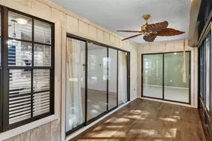 2129 Point O Woods Ct, Spring Hill, FL 34606 - Photo 23