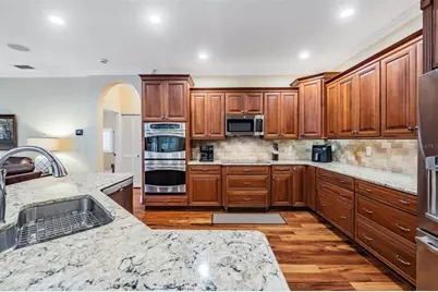 1558 E Lake Woodlands Parkway, Oldsmar, FL 34677 - Photo 11