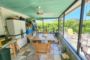 11645 Oxford St, Seminole, FL 33772 - Photo 15