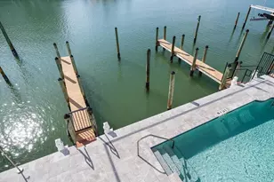 211 Dolphin Point, Clearwater Beach, FL 33767 - Photo 9